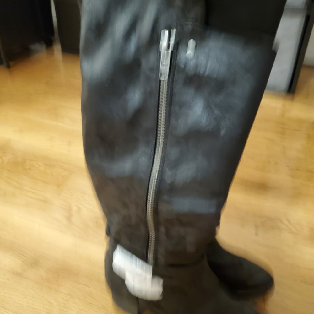 B52 Boot - Picture 4 of 5